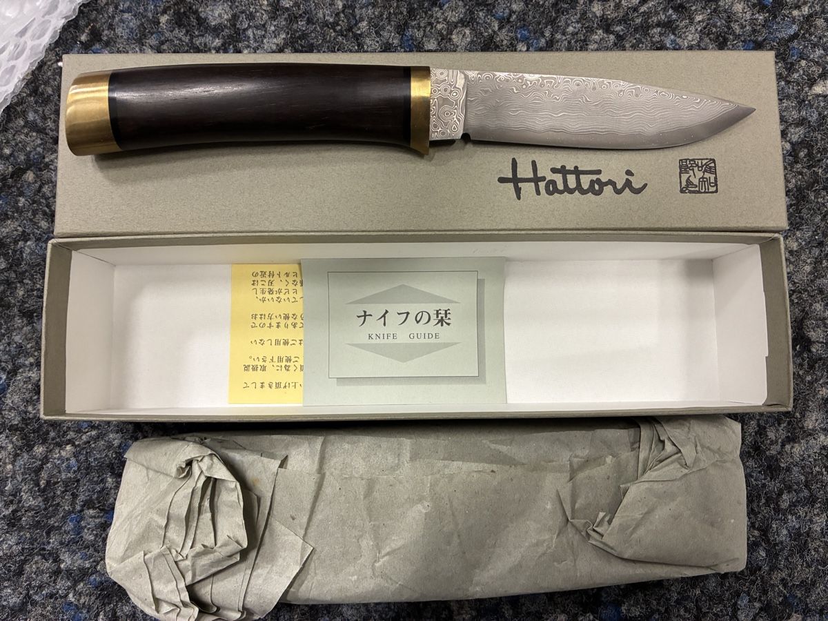 Posate: 2 Couteaux Hattori Damas Japonais – Nuovo e nell'imballaggio originale da Lausanne venduto da JTRMcom