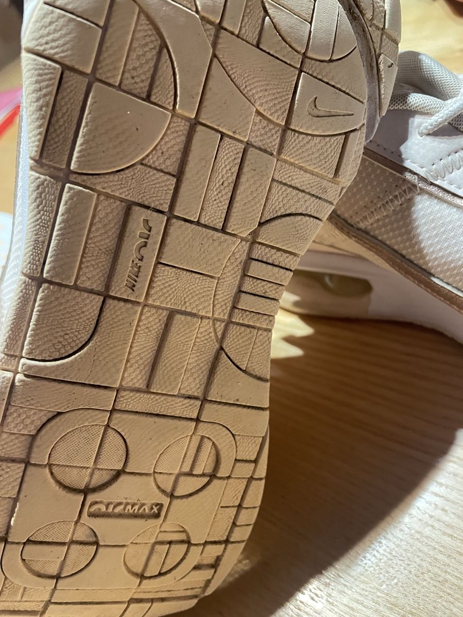Scarpe da uomo: Nike Sport-Schuhe 40 – Usato da Wattwil venduto da Weinachtsmann 1