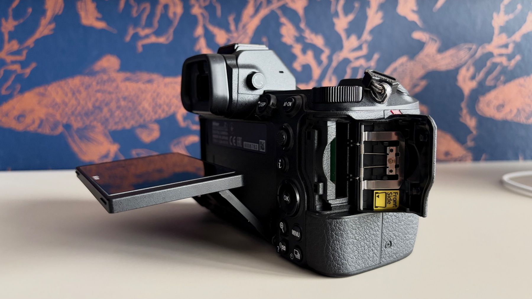 Nikon Z7 + XQD Card + Card Reader + SmallRig Cage (D'occasion) à ...