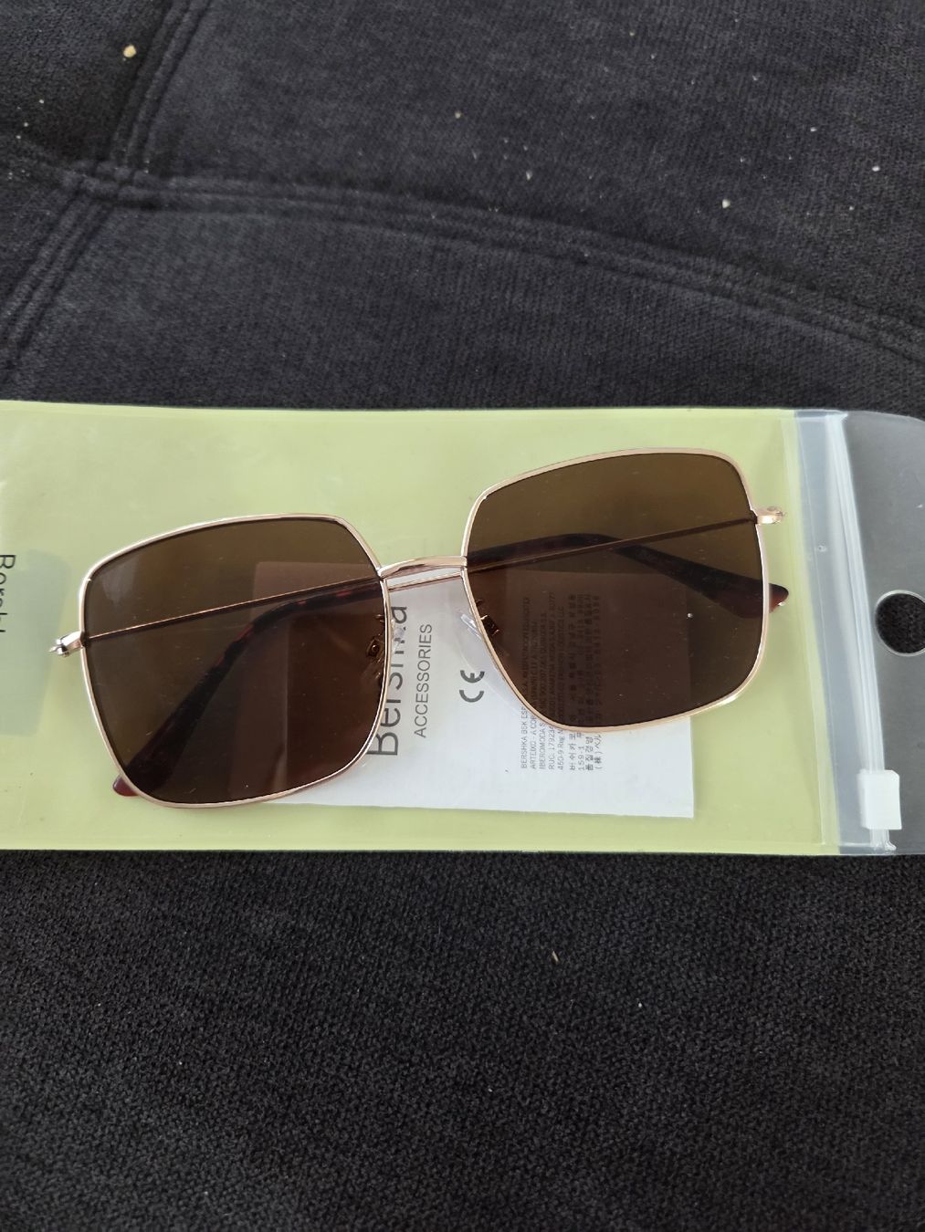 Occhiali & Lenti: Bershka Sonenbrilen – Nuovo e nell'imballaggio originale da Gossau SG venduto da sar_7vt5