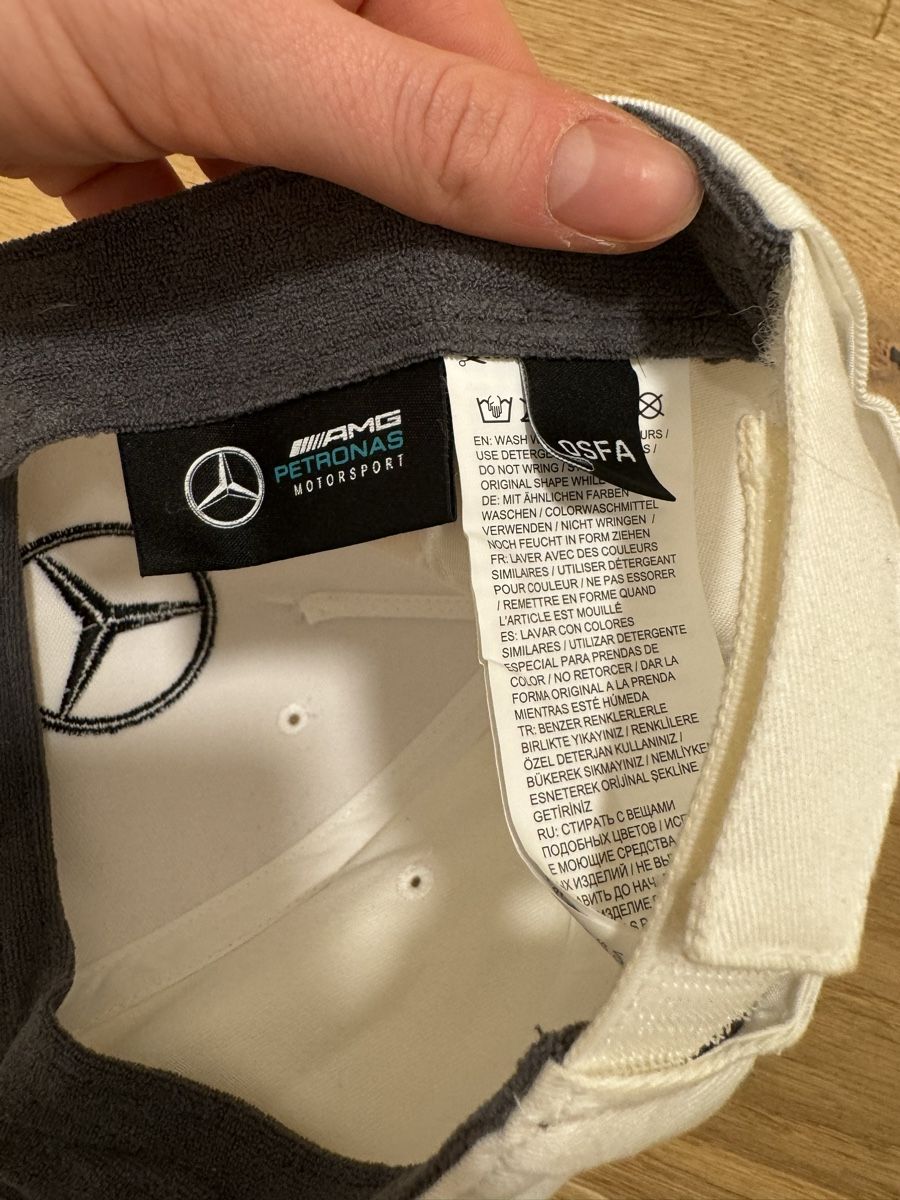 Mercedes-Benz Copricapi, berretti & cappellini: Mercedes Cap – Usato da Schaan venduto da kri_tsw8 5