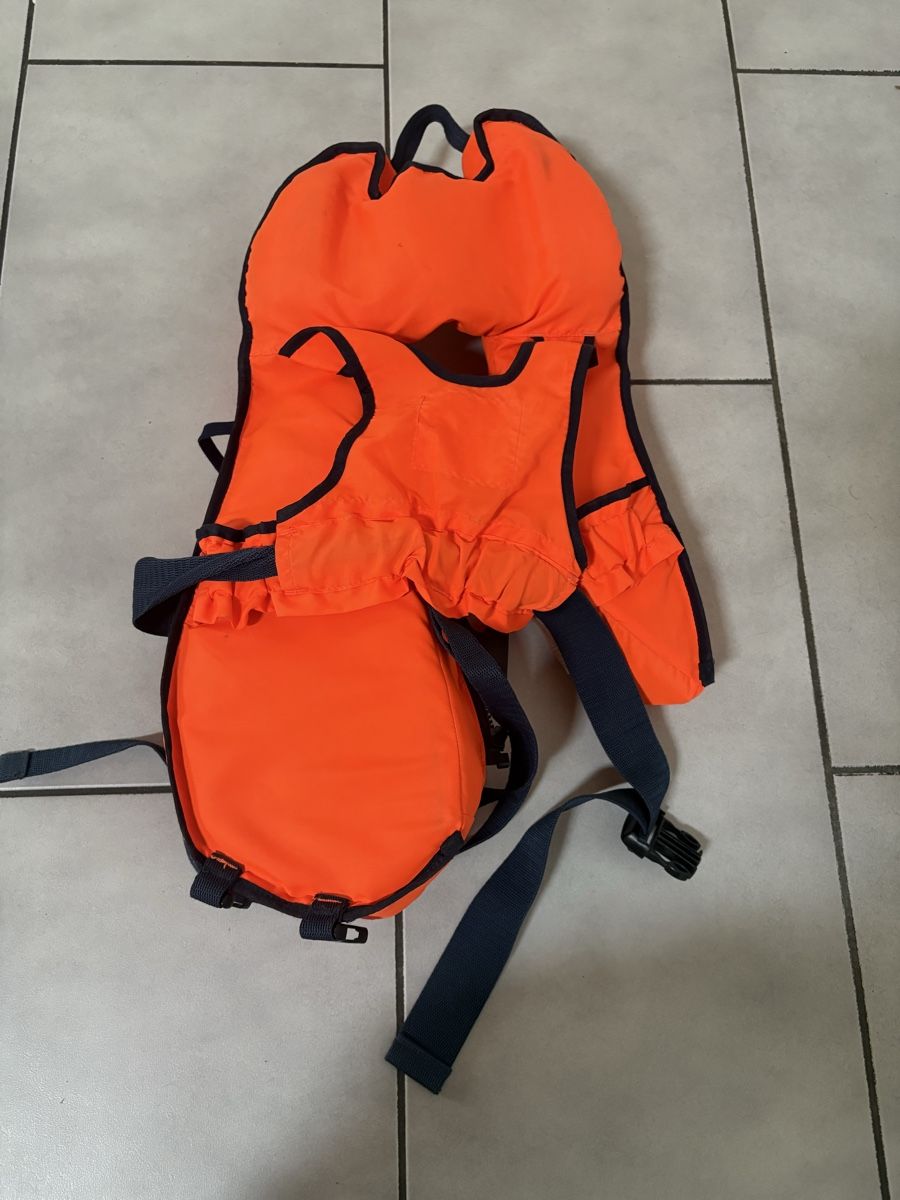 Helly Hansen Giubbotti di salvataggio: Schwimmweste Kid – Usato da Bern venduto da wie_9lth 2