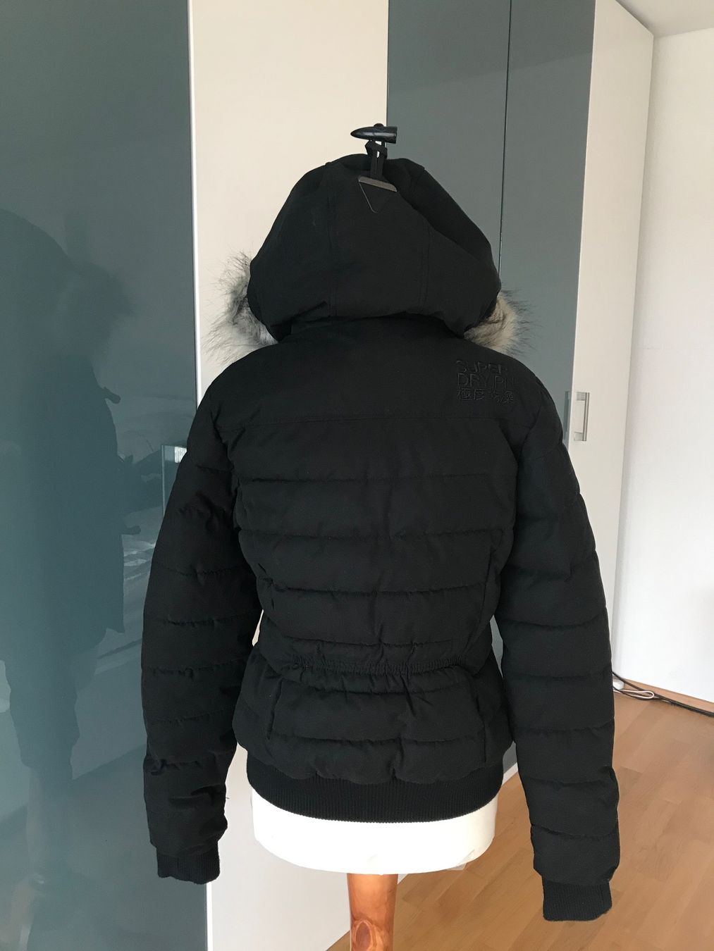 Superdry Giacche: Superdry winterjacke M nie tragen – Nuovo (secondo la descrizione) da Dübendorf venduto da Levintreyer 6
