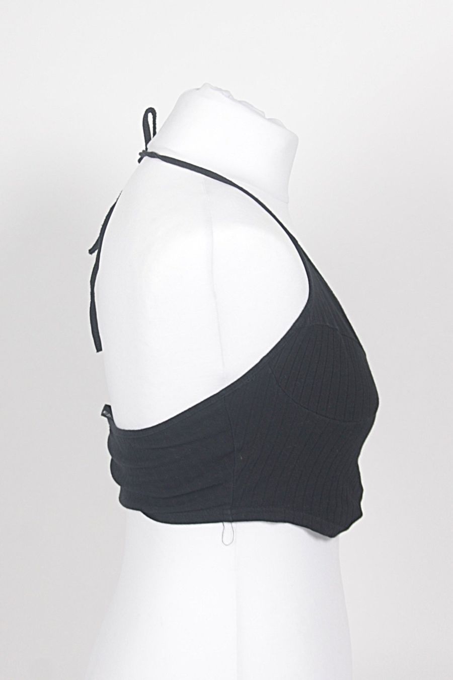 Shein Tops: SHEIN Neckholder Top gr. S – D'occasion à Zollikofen par Restwert_Zollikofen 2