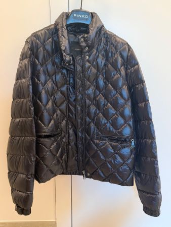 Massimo Dutti Daunenjacke schwarz gesteppt Grösse S