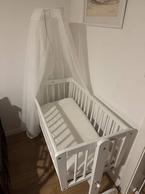 Culle: Babybett Stubenwagen – Usato da Kirchberg BE venduto da funblueberry 3