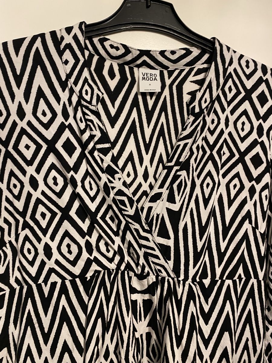 Vero Moda Tuniche: Tunika von Vero Moda Gr.M – Usato da Pfungen venduto da Sheki56 1