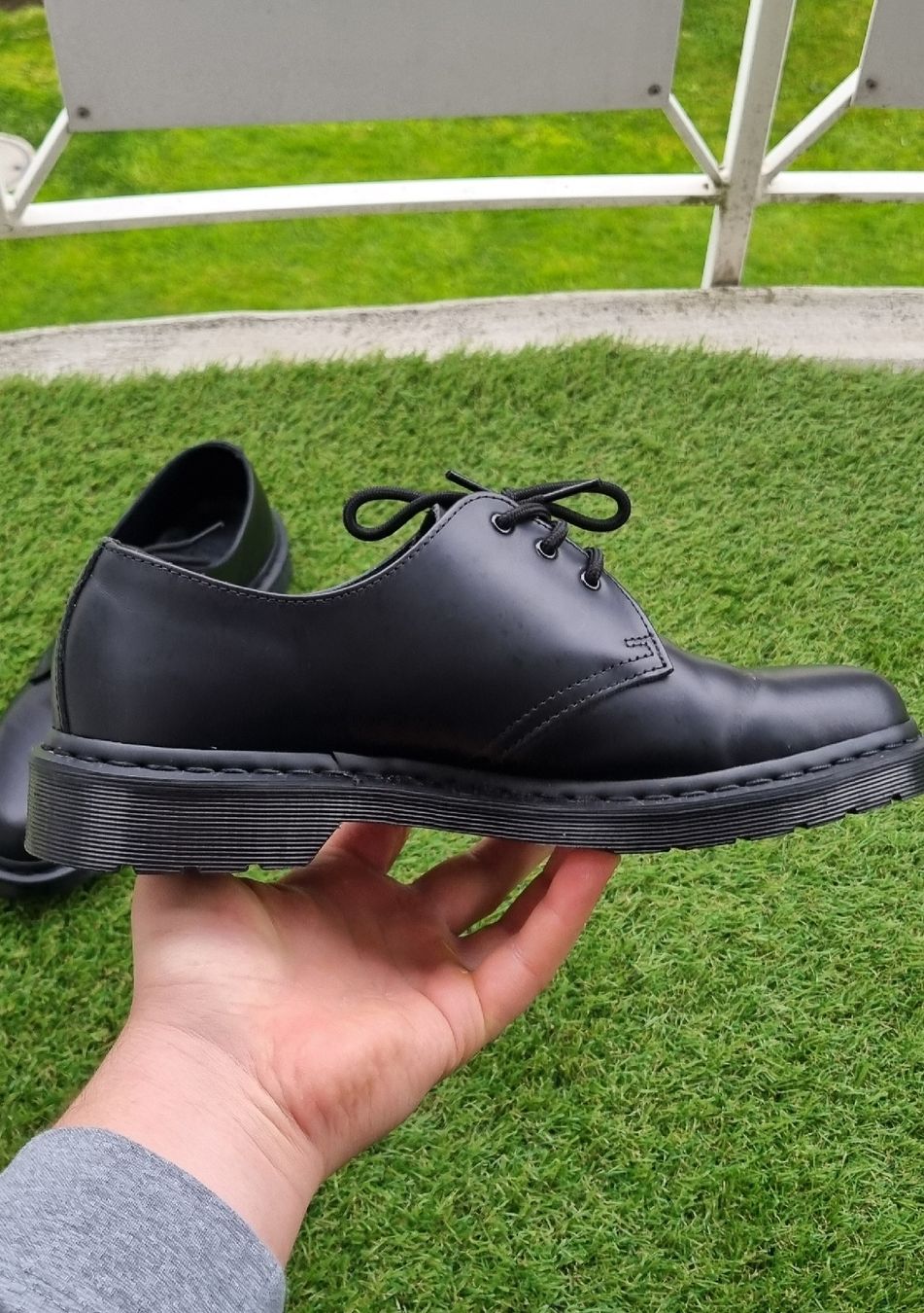 Dr. Martens Scarpe da uomo: Dr. Martens, 1461 Mono, Gr. 44 – Nuovo (secondo la descrizione) da Oberriet SG venduto da gimidrip