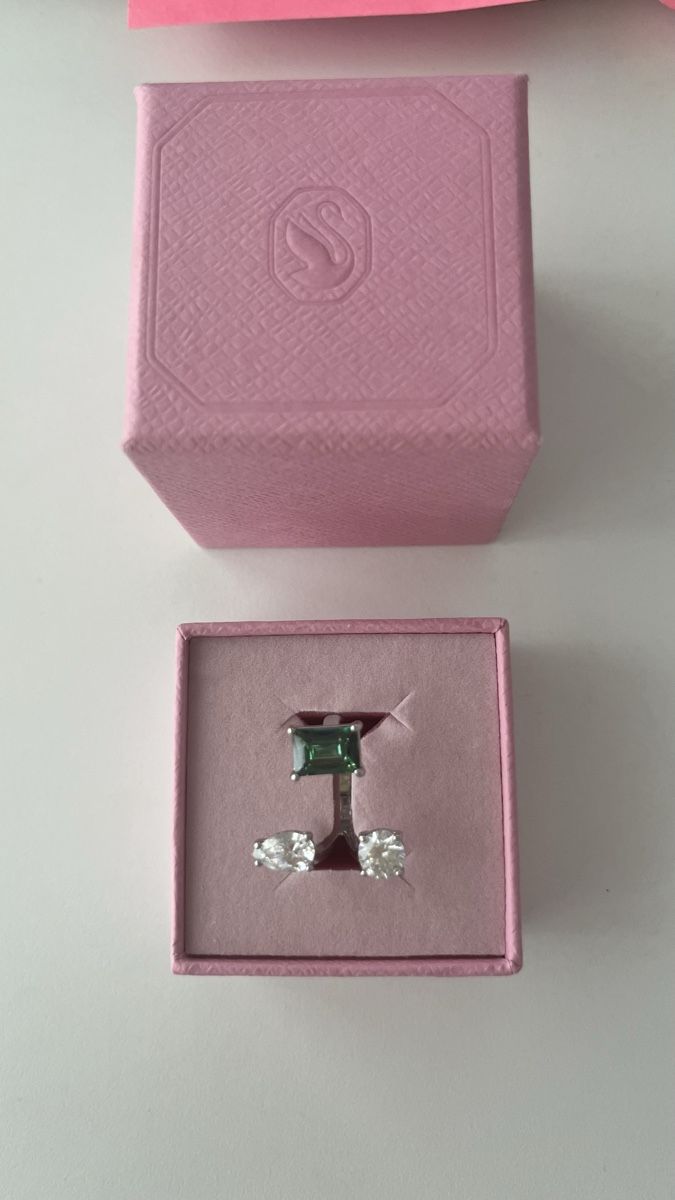 Swarovski Bagues: Mesmera open Ring Swarovski – D'occasion à Altendorf par pas_5chw