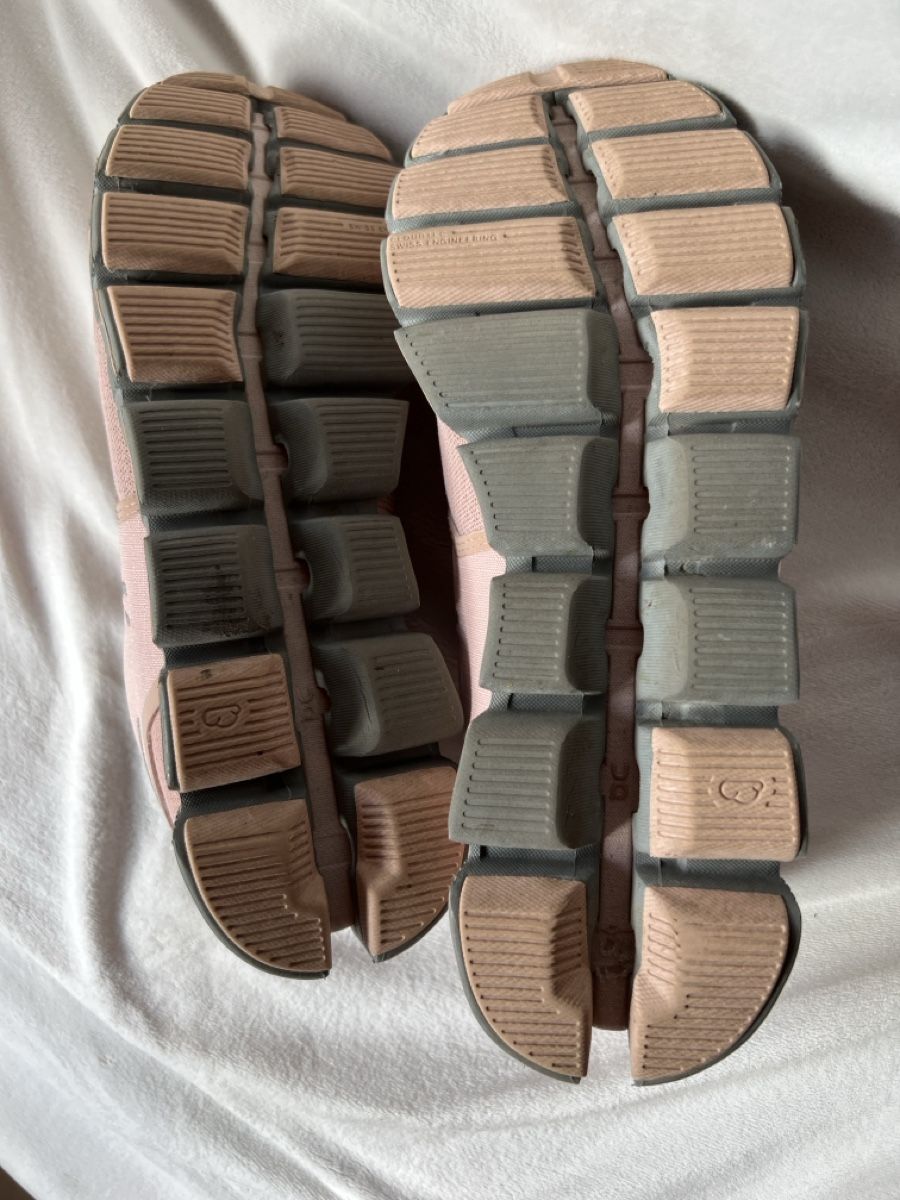 On Damenschuhe: On (Modell On Cloud Waterproof – Neu (gemäss Beschreibung) aus Mörel von Emozia 8