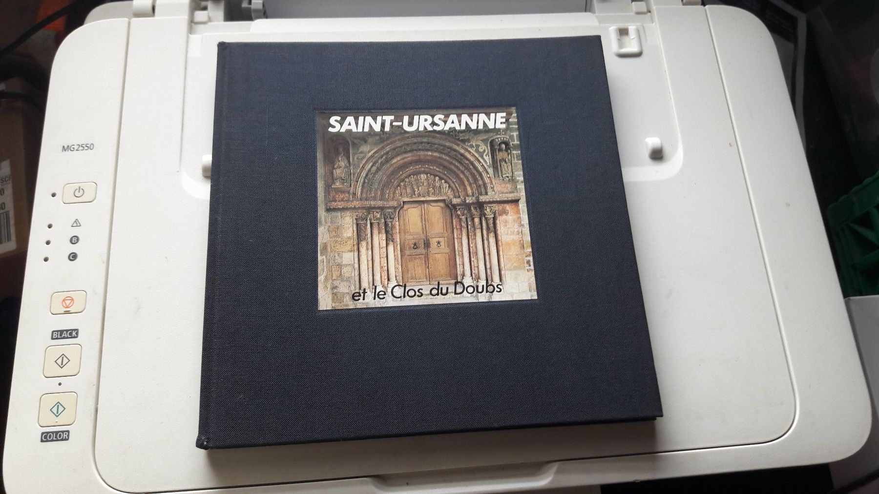 Bücher: Livre Saint Ursanne – Gebraucht aus Laufen von Mann455