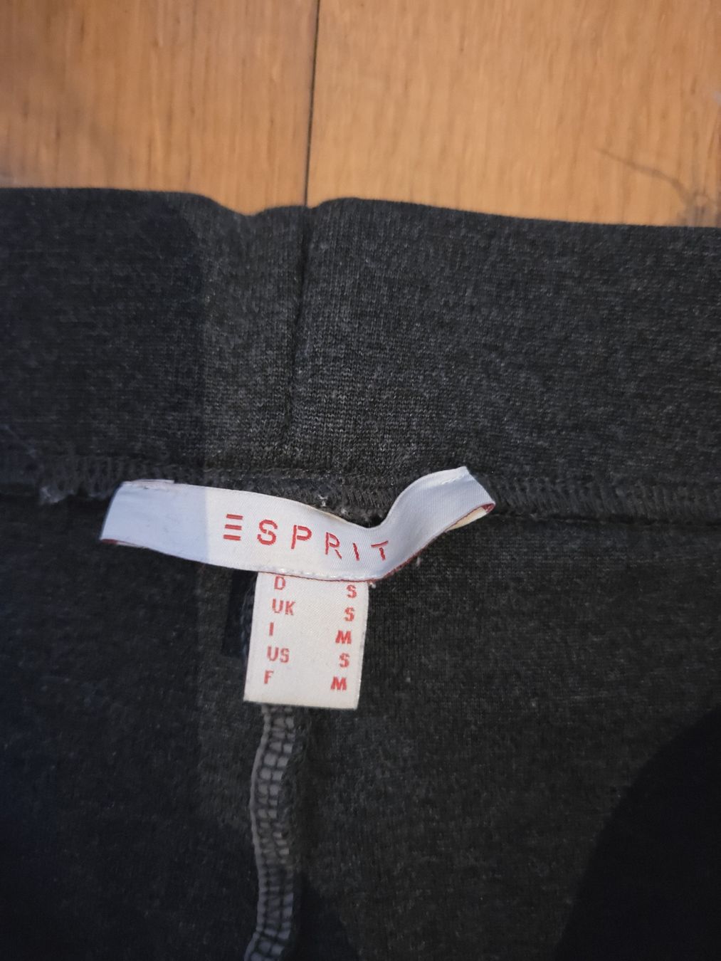 Esprit Leggings: Esprit Leggings, Hose, Gr. S, Top Zustand, Herbst – Usato da Pratteln venduto da lexi341 1