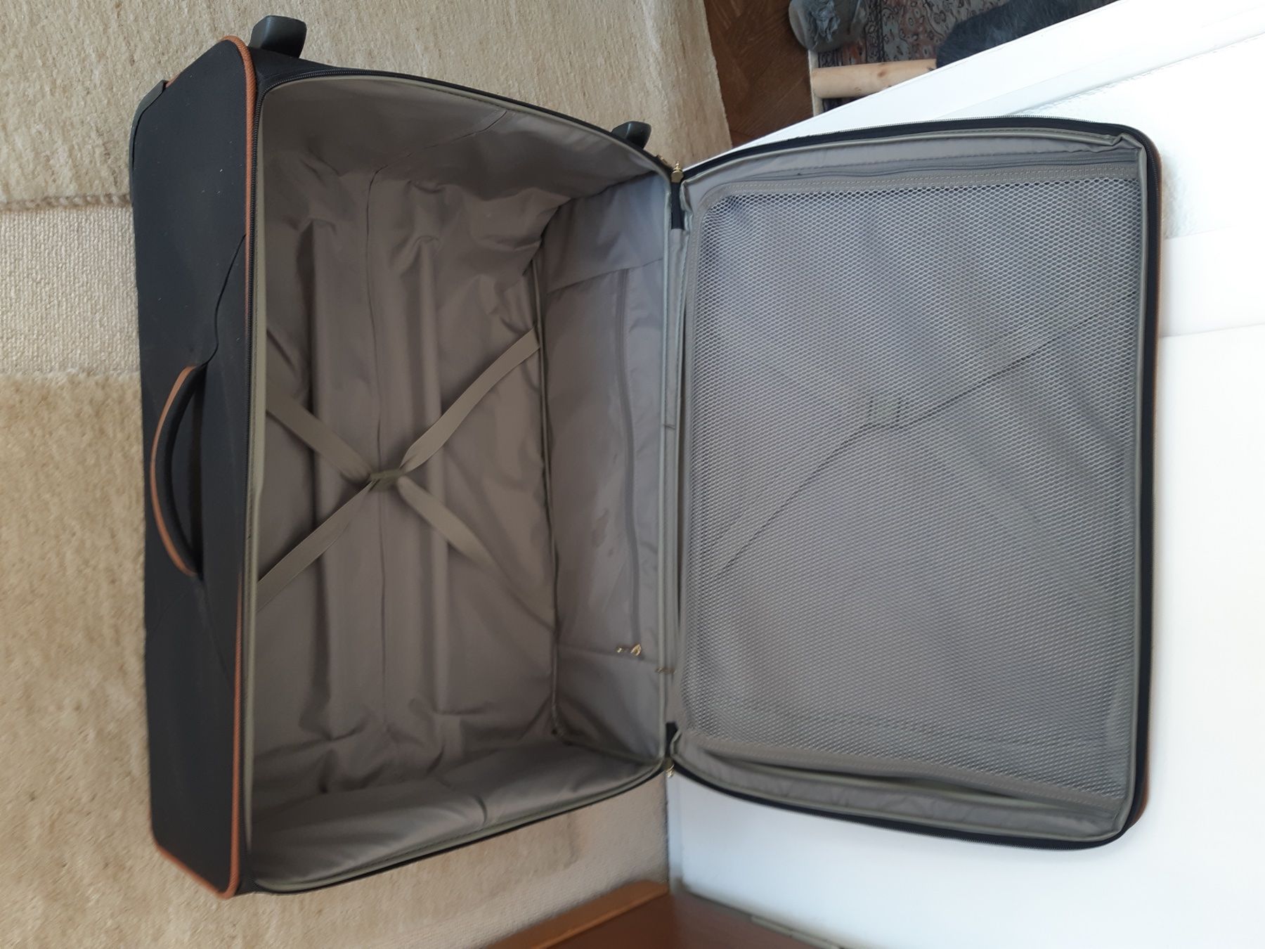 Reisekoffer: valise – Neu (gemäss Beschreibung) aus lausanne von  2