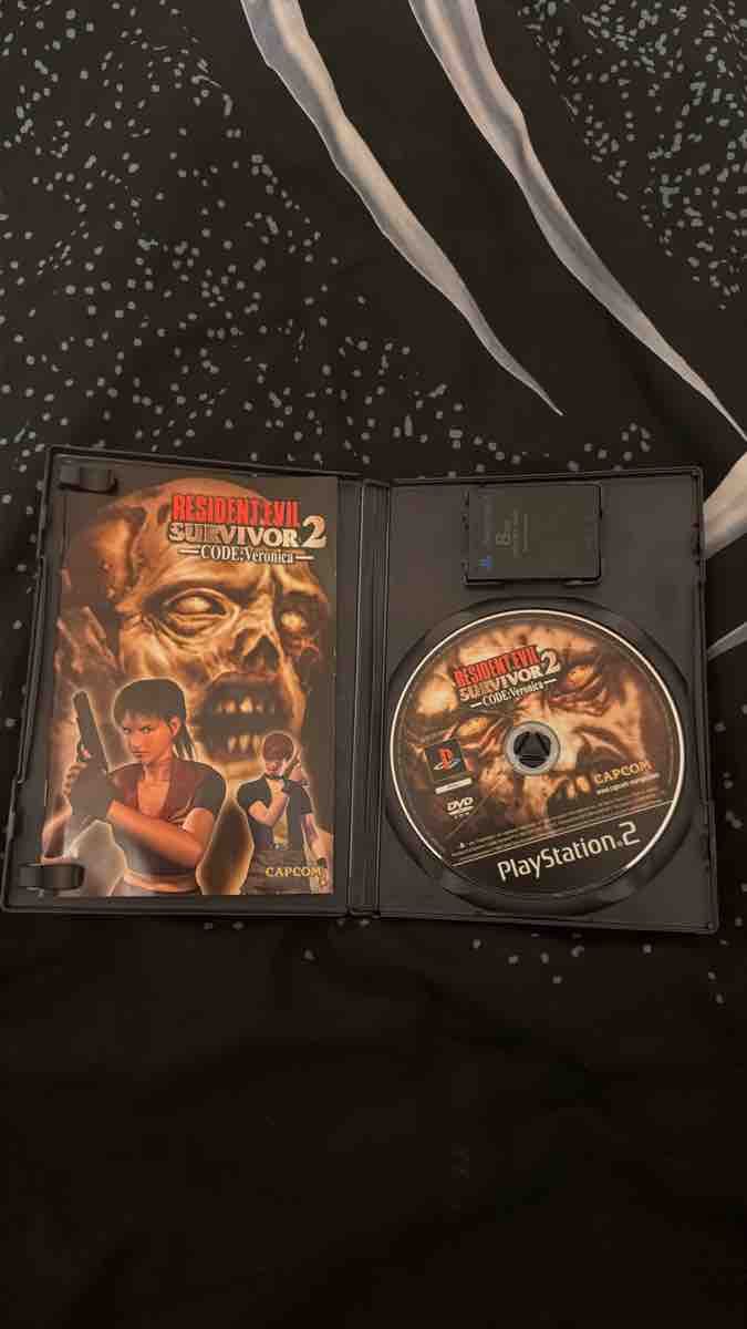 Capcom Giochi: Resident Evil Survivor 2 Code: Veronica PS2 Jeu – Nuovo (secondo la descrizione) da Genève venduto da rev_s9x8 1