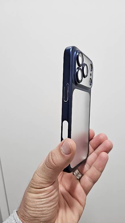 Apple Covers & Schutzfolien: Coque iPhone 17 Pro – Neu (gemäss Beschreibung) aus Martigny von IB_Store 4