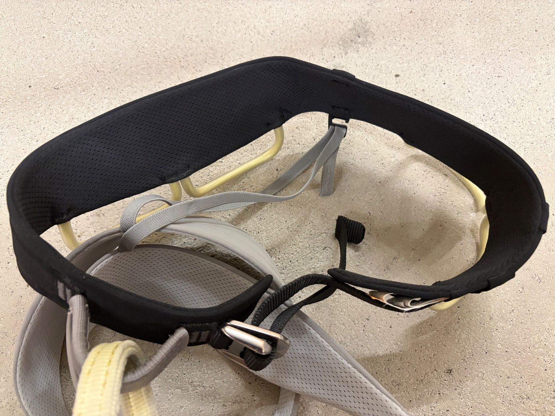 Black Diamond Attrezzatura da arrampicata: Black Diamond Klettergurt Gr. S – Usato da Niederwangen BE venduto da nie_226v 2