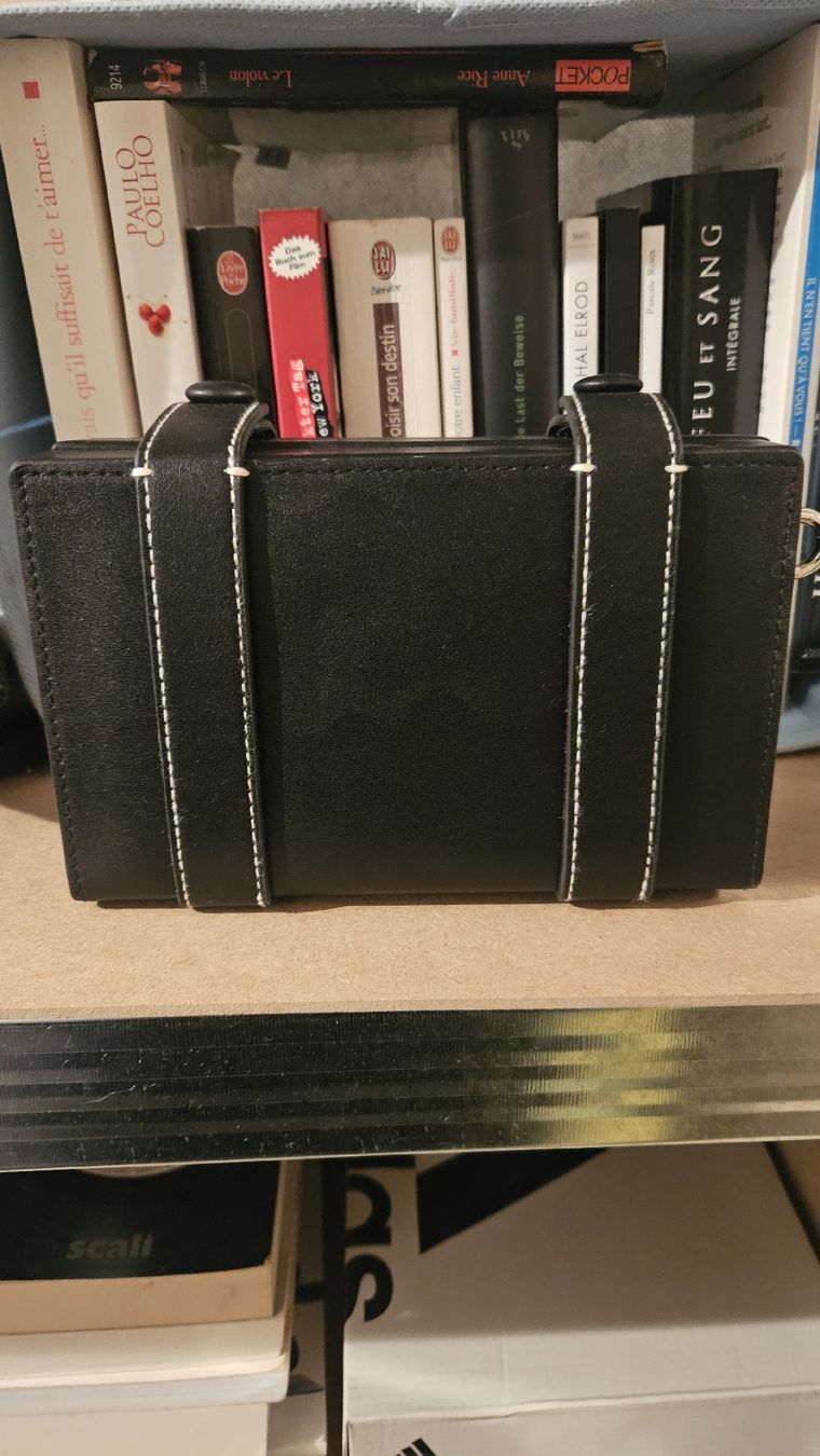Taschen: Sac à main Bershka noir - – Gebraucht aus Brügg BE von man_xyd9 1