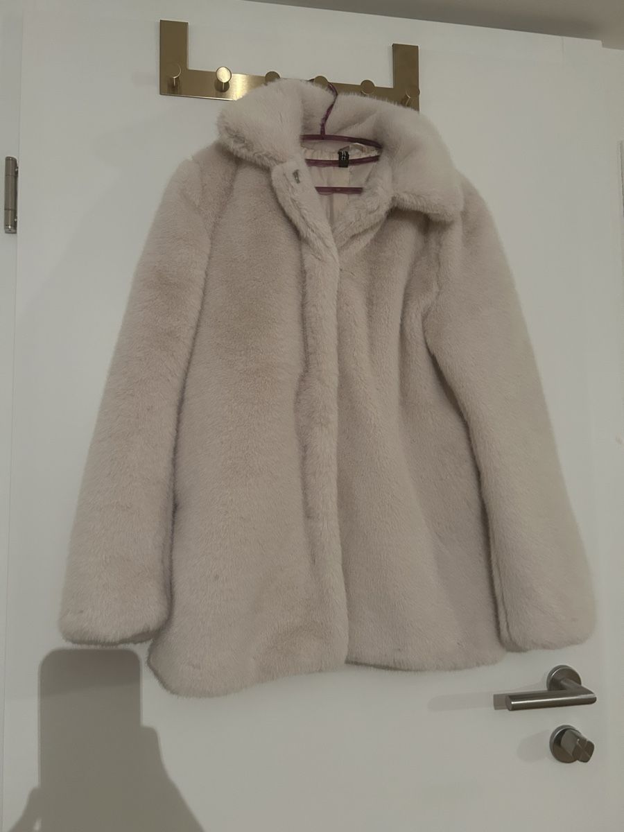 H&M Vestes: Jacke H&M Grösse XXS – Neuf (Voir description) à Alpthal par Jaeger88