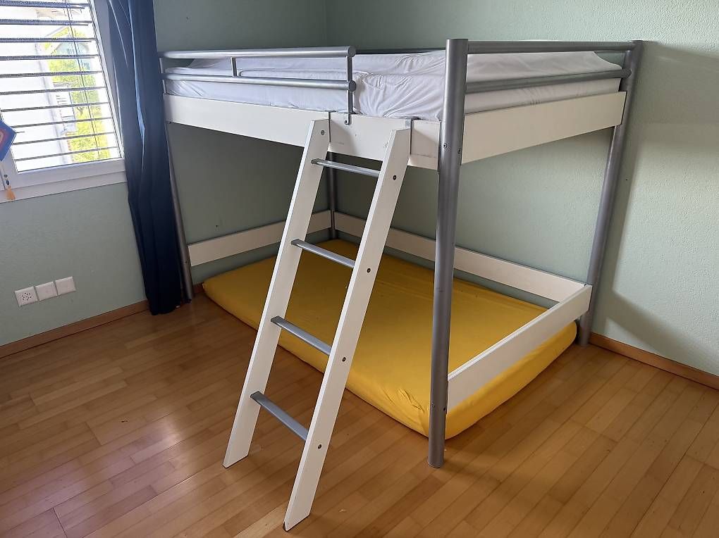 Lits: Hochbett Gratis – D'occasion à Wangen SZ par CND1203 1