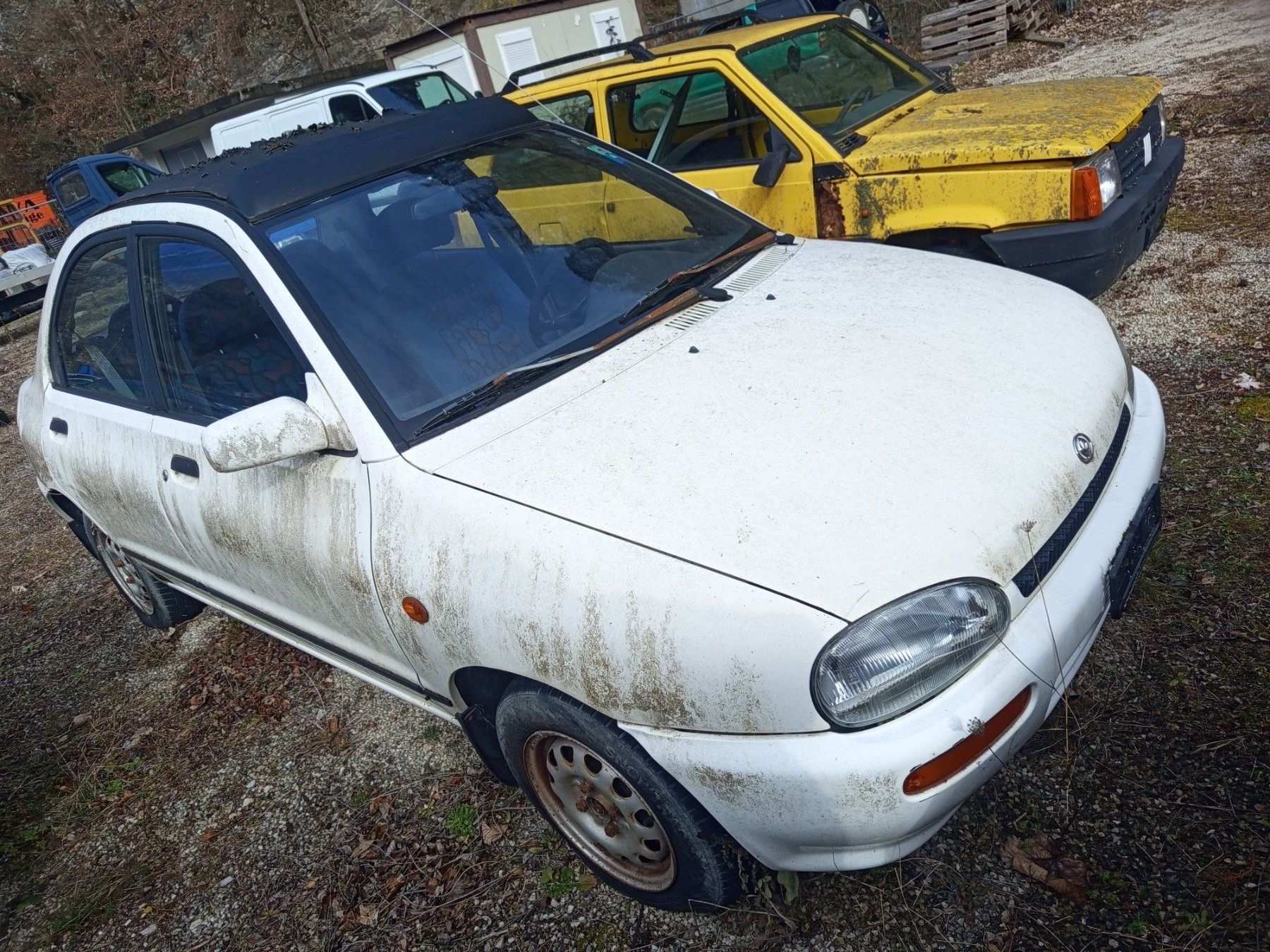 Mazda Automobili: Mazda 121 – Usato da Courrendlin venduto da alu_r525 2