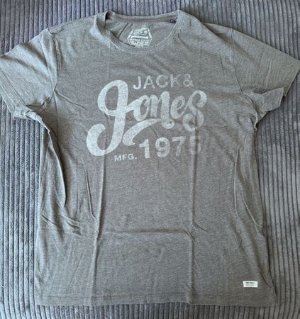 Jack & Jones T-Shirt, Gr. M, Grau - Top Zustand!