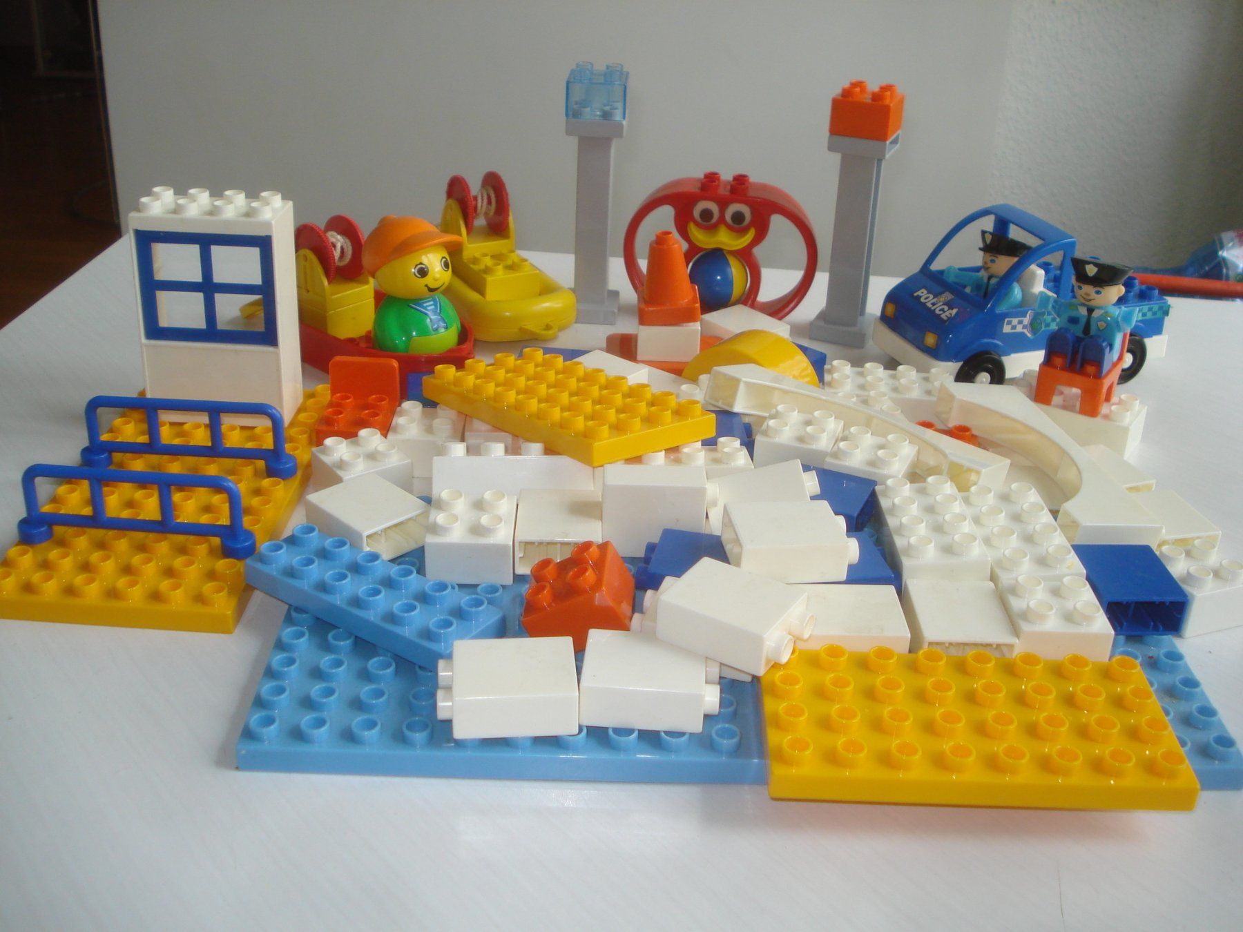 Lego Kit di costruzioni: 1,2 Kg Lego Duplo / Unico – Usato da Urdorf venduto da Tinplate01