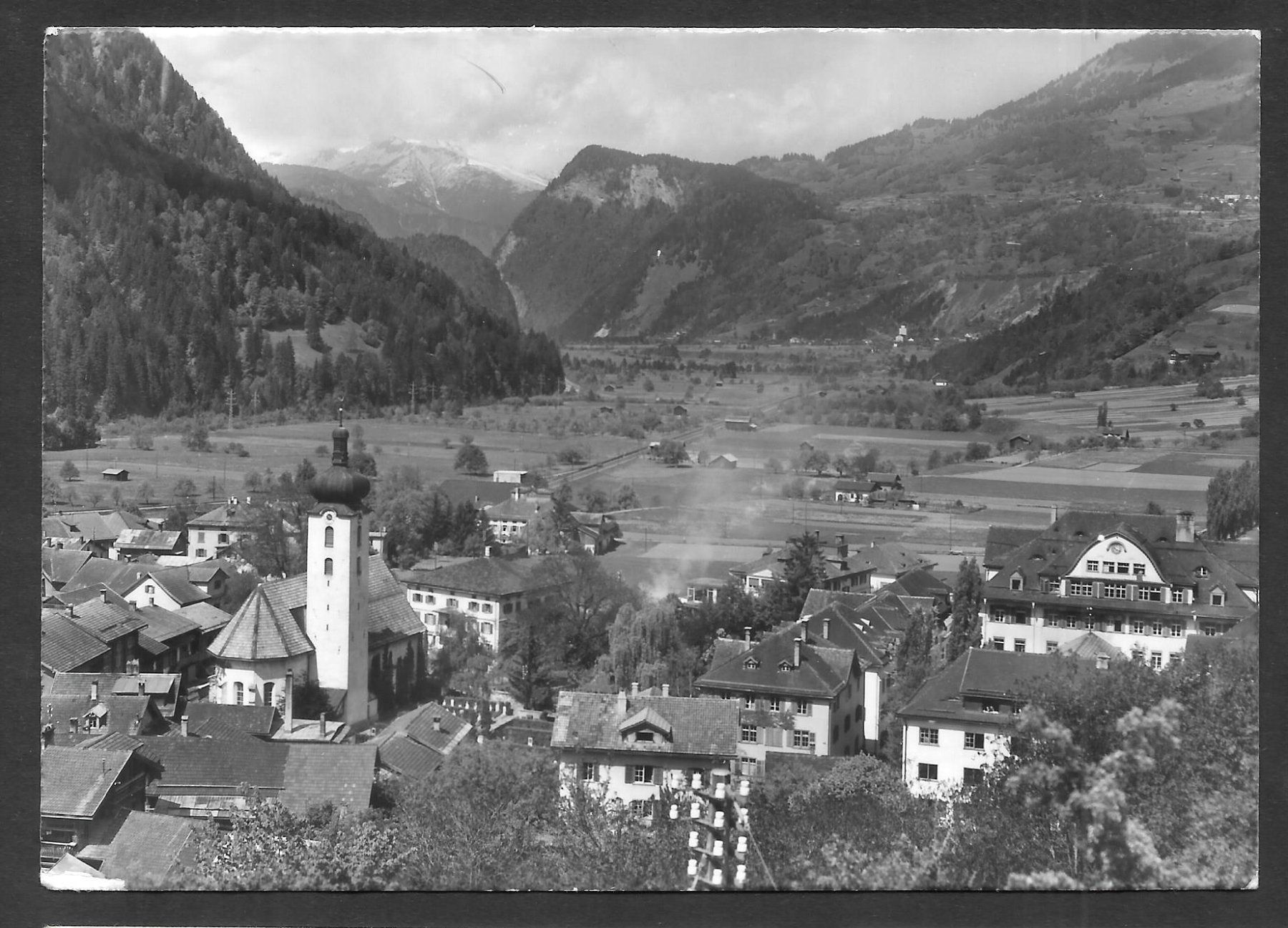 Cartoline postali: Schiers Dorfansicht mit Lehranstalt – Usato da Olten venduto da clotaldi