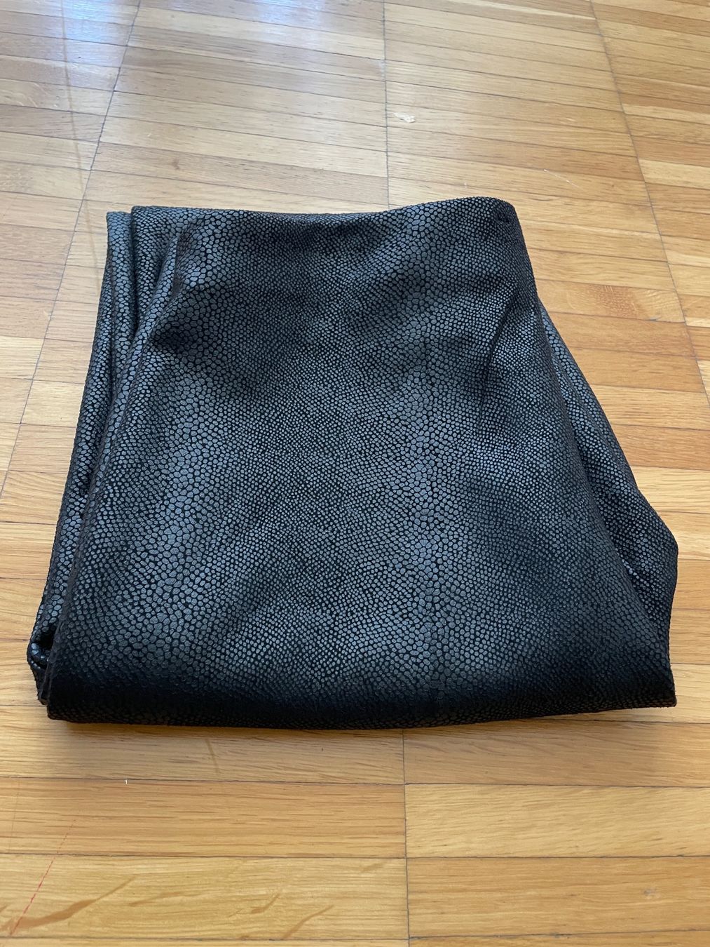 Hosen: Lassige Hose schwarz - schlangenoptik Gr. S – Gebraucht aus Neftenbach von Justine76 2