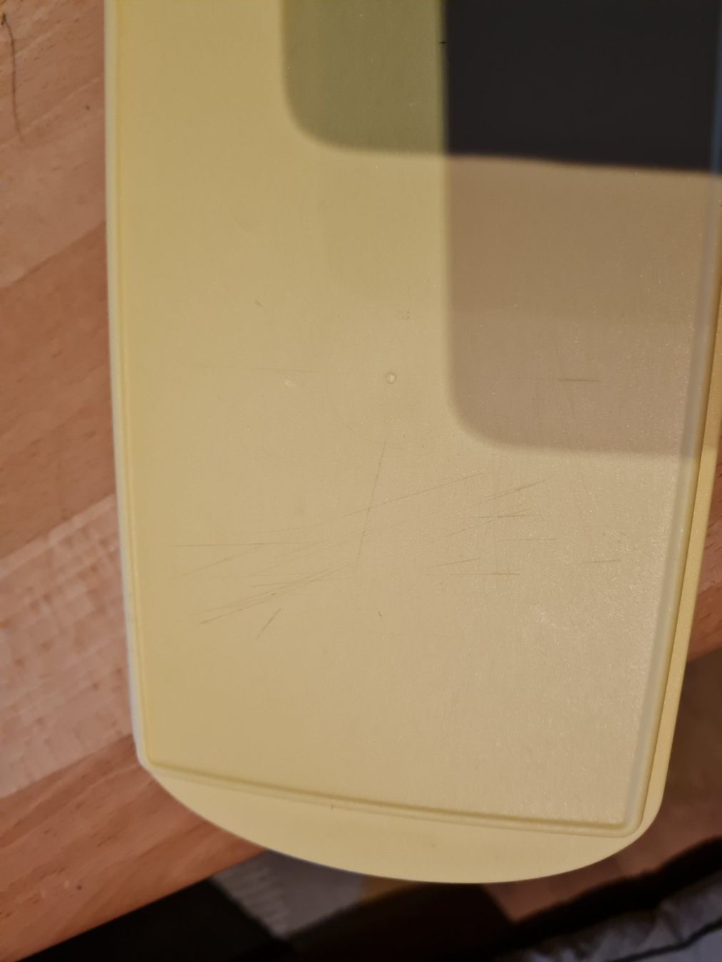 Tupperware Contenitori & Simili: Tupperware,Butterfrisch-Haltebhälter  gelb, – Usato da Münsingen venduto da Cuci31 3