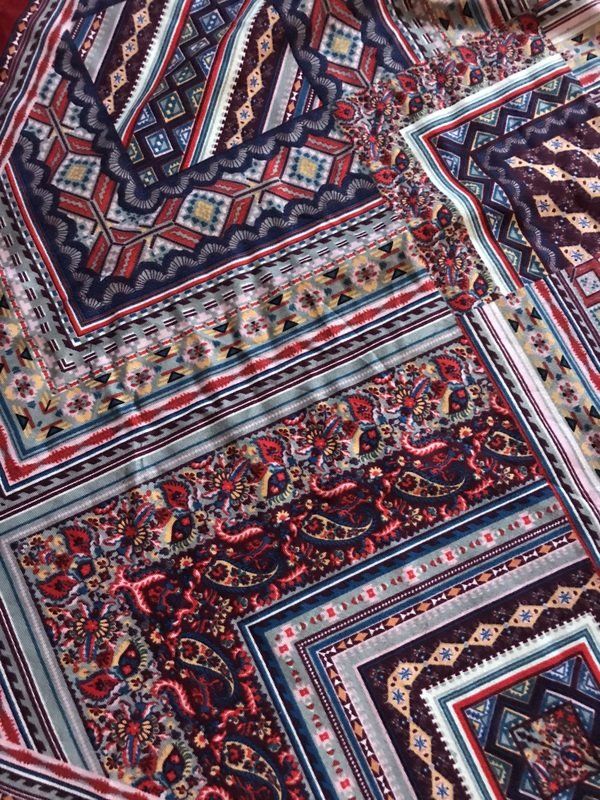 Foulard & Sciarpe: Schal/Tuch Quadrat – Usato da Ottikon venduto da mindfuel 1
