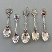 5 cuillères souvenirs vintage
