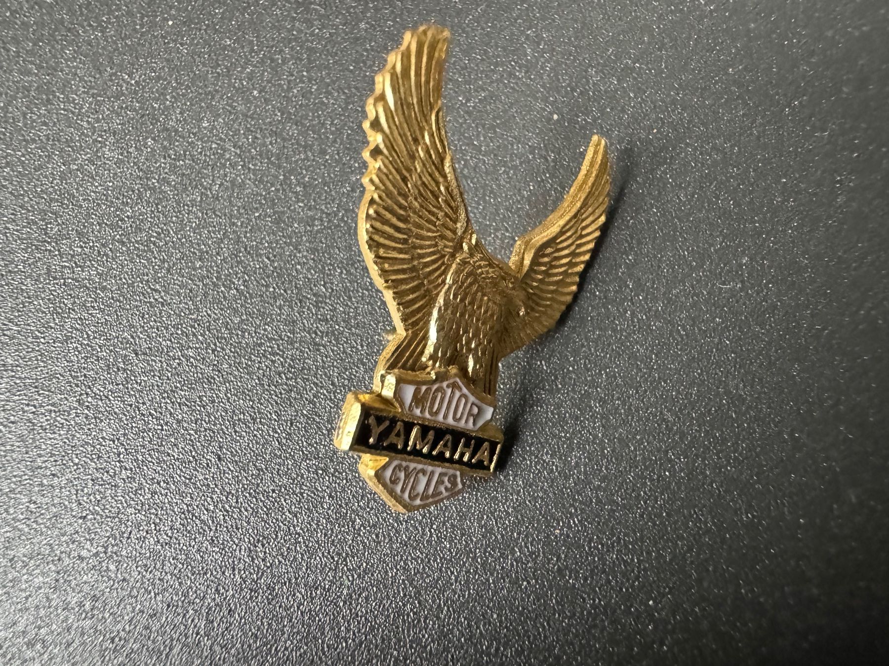 Placchette & Badge: Pin Yamaha – Usato da Galgenen venduto da rub_f6kh