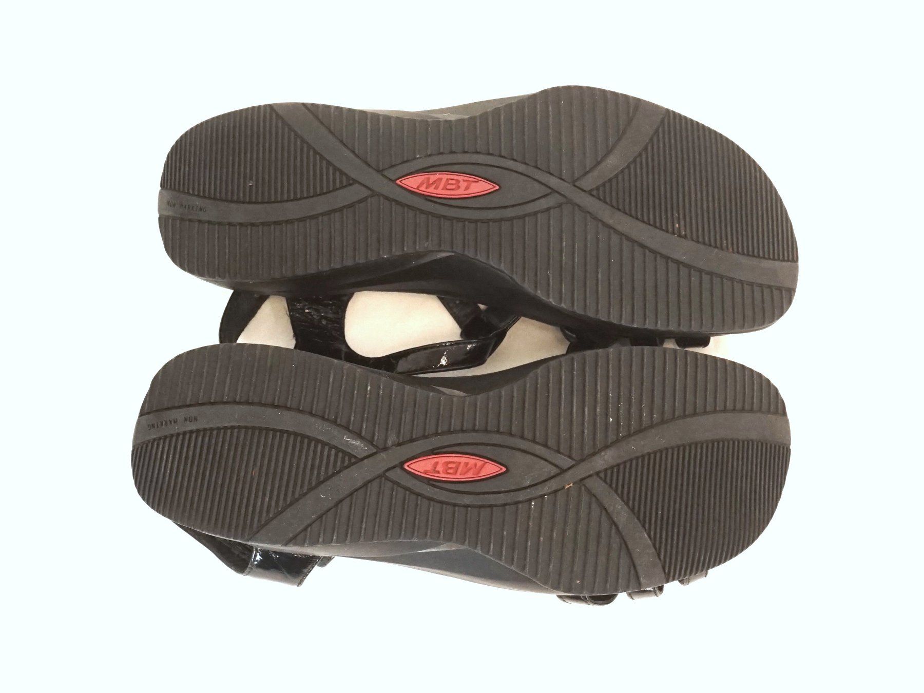 MBT Scarpe da donna: 2 Paar MBT Abrollsandalen – Usato da Pratteln venduto da Restwert_Pratteln 7