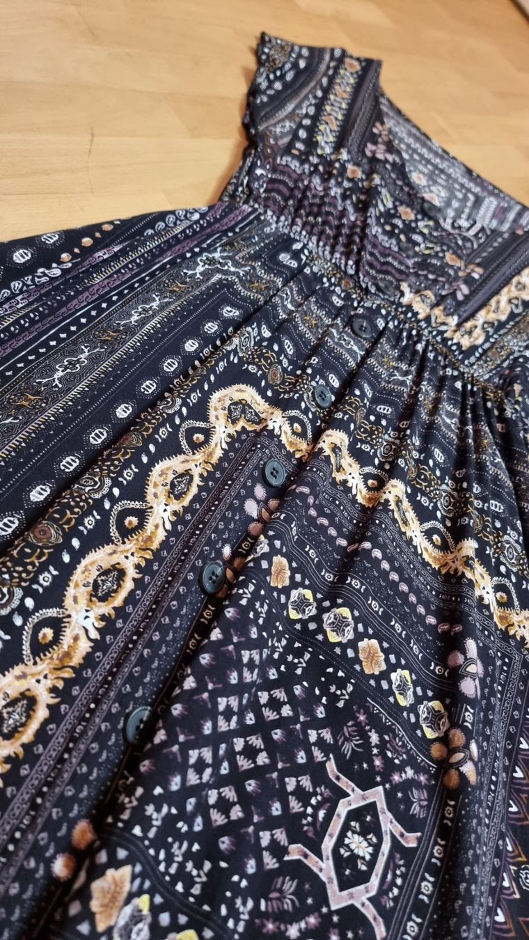 Vestiti: 🌺Kleid Größe 40/42🌺 – Usato da Wald ZH venduto da CapLux 5