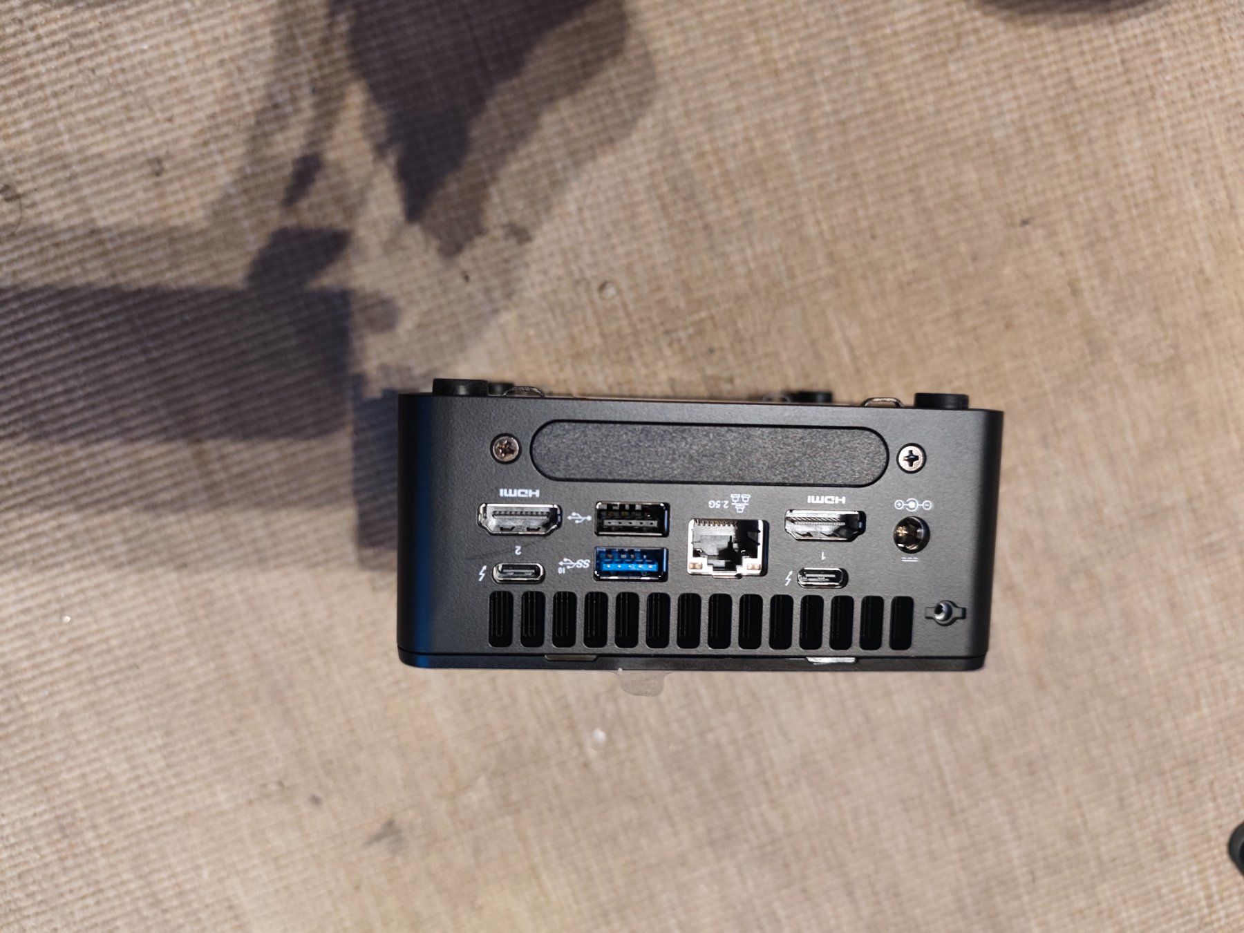 Intel PC: intel NUC 12 Pro - 2TB – Usato da Froideville venduto da Delphives 3
