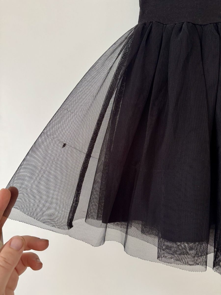 Vestiti & Gonne: Schwarzes Tüllkleid mit Schleife, Gr. 104 – Usato da Flumenthal venduto da Krajan 2