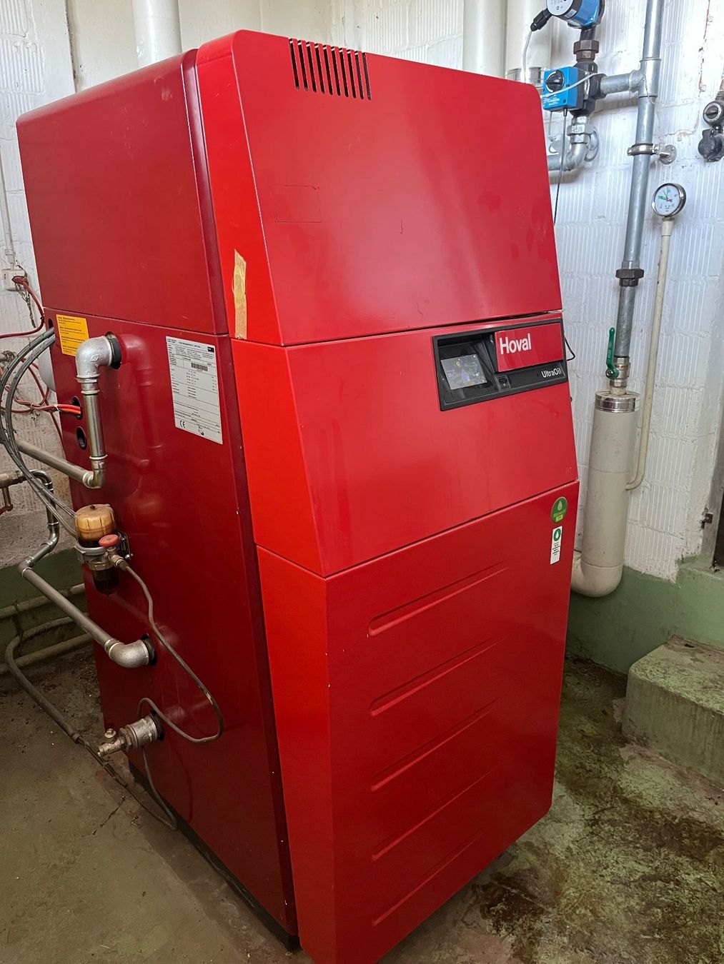 Hoval Radiatori: Hoval Ultraoil Heizkessel – Usato da Lömmenschwil venduto da sz2873 1