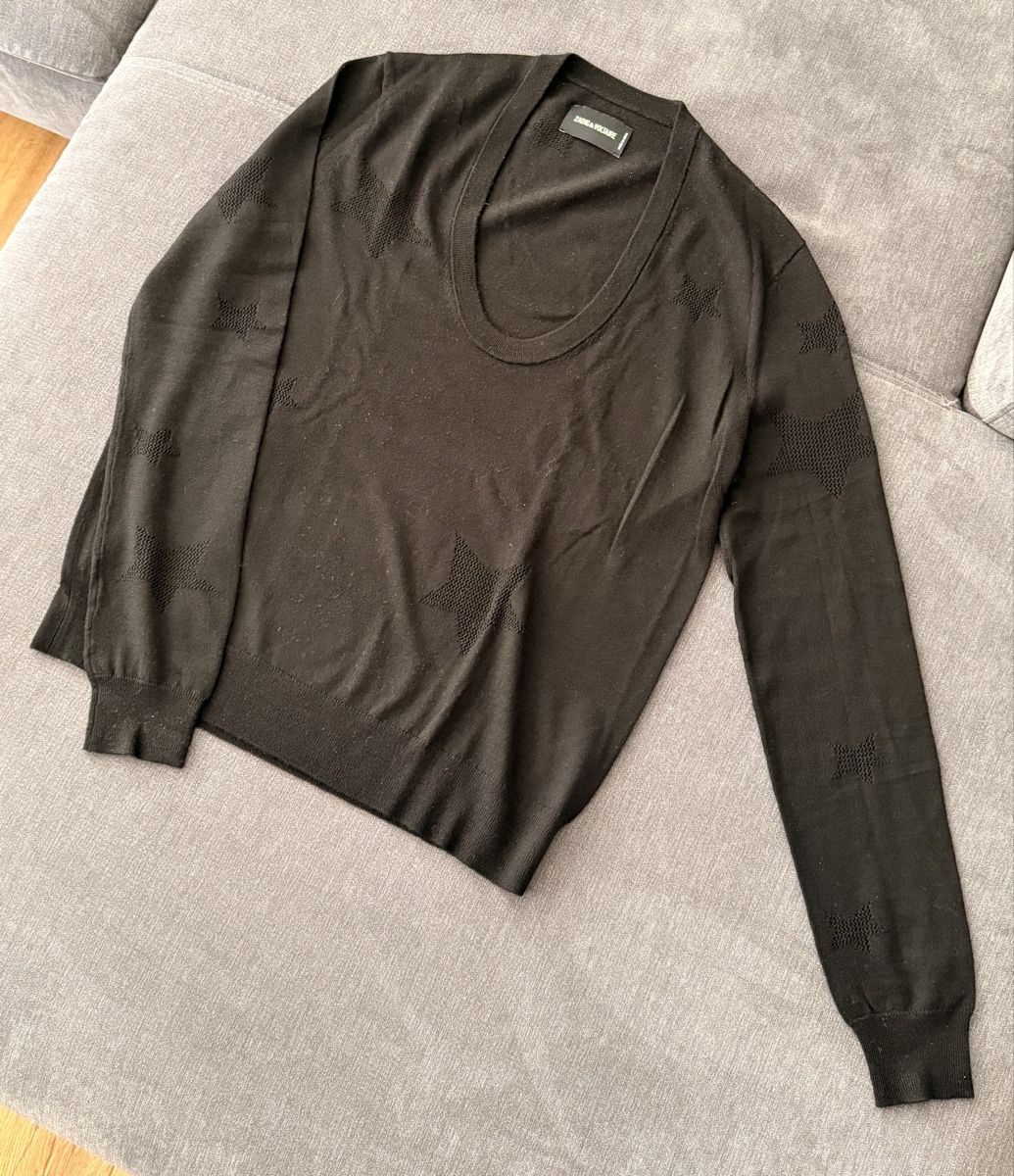 Maglioni & Felpe: Zadig & Voltaire Pullover schwarz mit Sternmuster Gr M – Usato da Pfäffikon SZ venduto da udyrfrykte