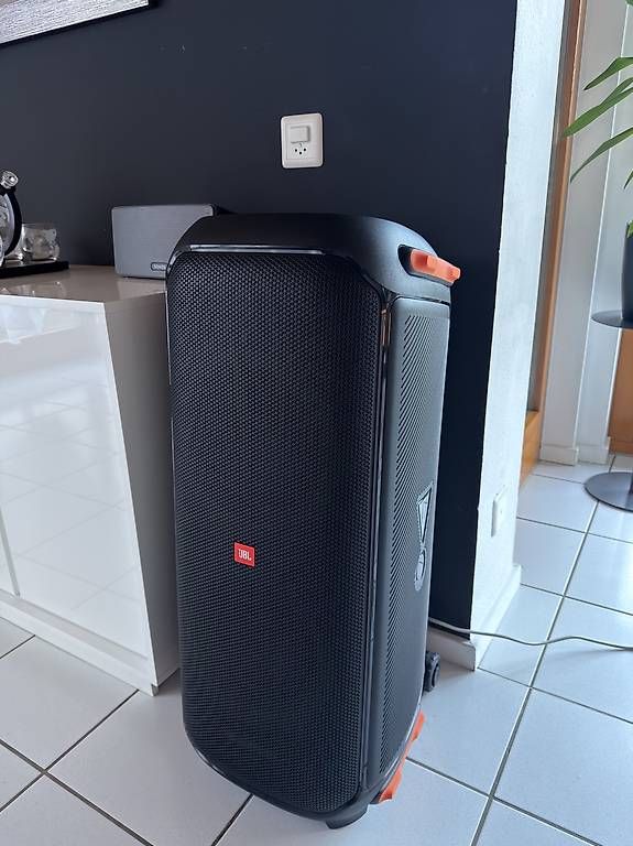 Casse acustiche: JBL Partybox 710 – Usato da Plaffeien venduto da dsb_gd9f