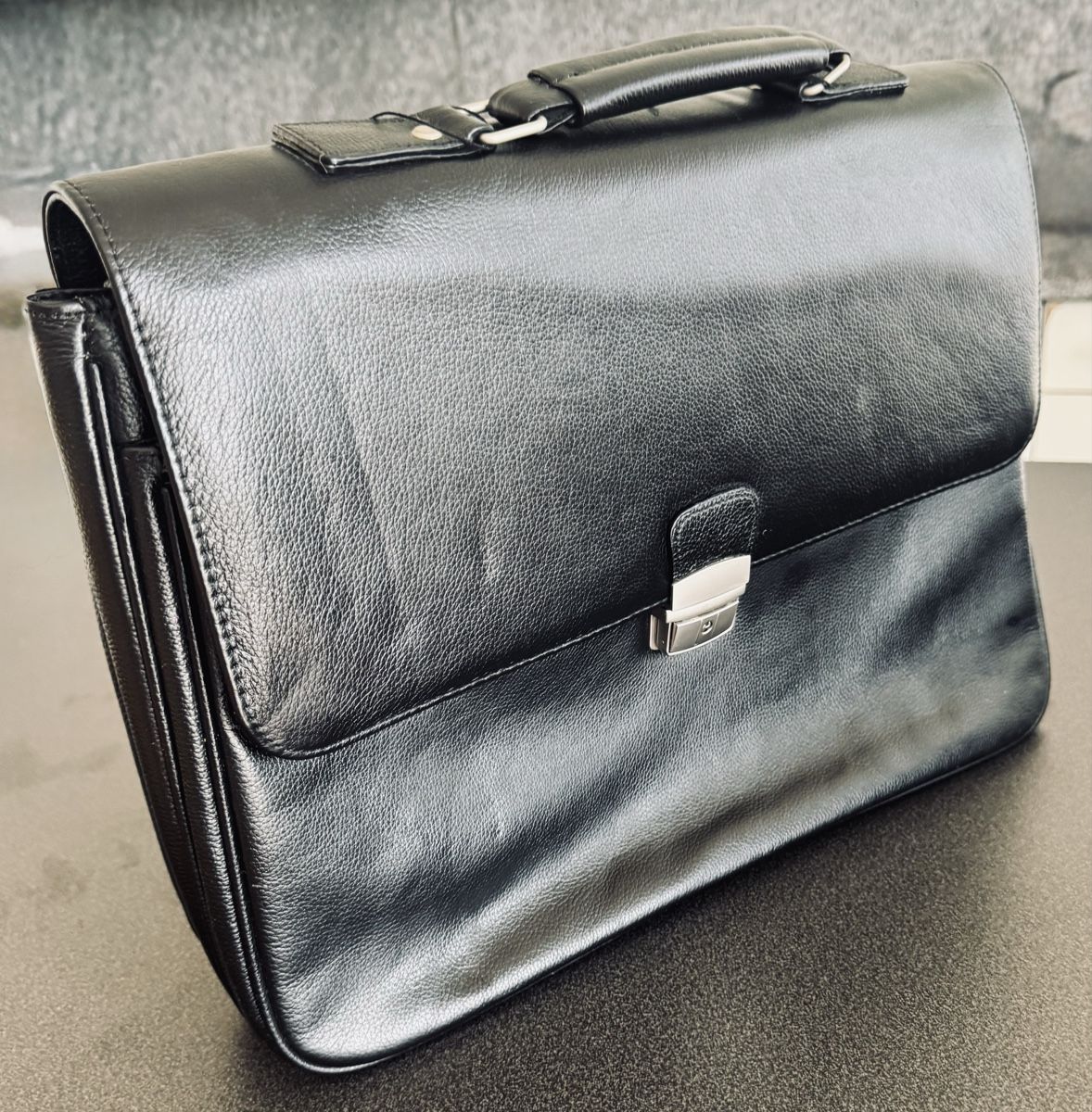 Valigie & Borse: Echtleder-Aktentasche + Dokumenten-/Laptoptasche – Usato da Küsnacht ZH venduto da AlexanderH.
