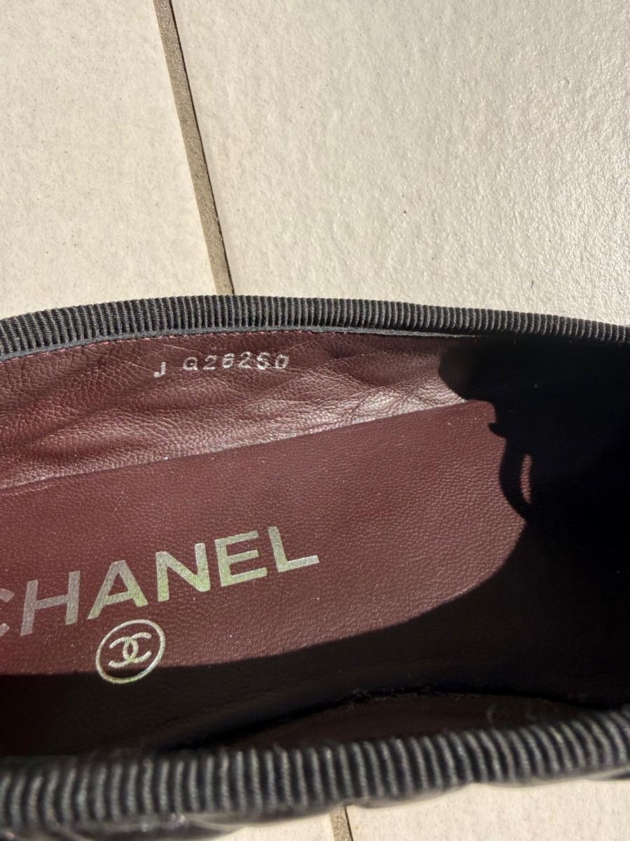Chanel Scarpe da donna: Chanel Ballerina in schwarz – Usato da Unterlunkhofen venduto da Kaw71 1