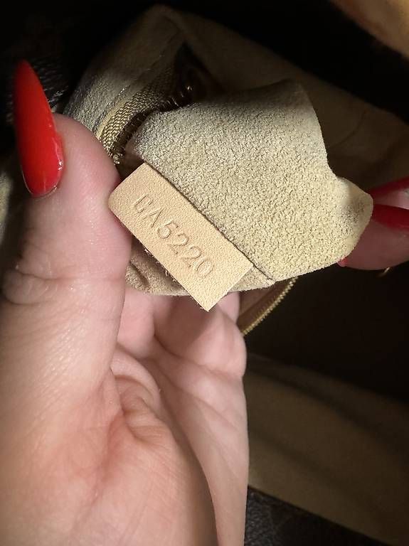 Louis Vuitton Taschen für Damen: Louis Vuitton Artsy Tasche Monogram – Gebraucht aus Männedorf von Jessiey 3