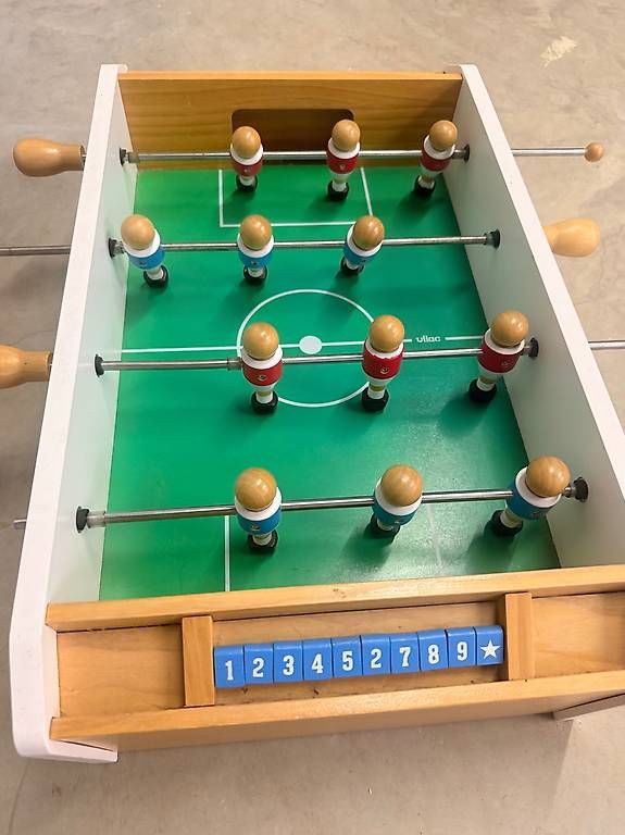 Giochi: Tischkicker aus Holz – Usato da Wengi b. Büren venduto da switte 3