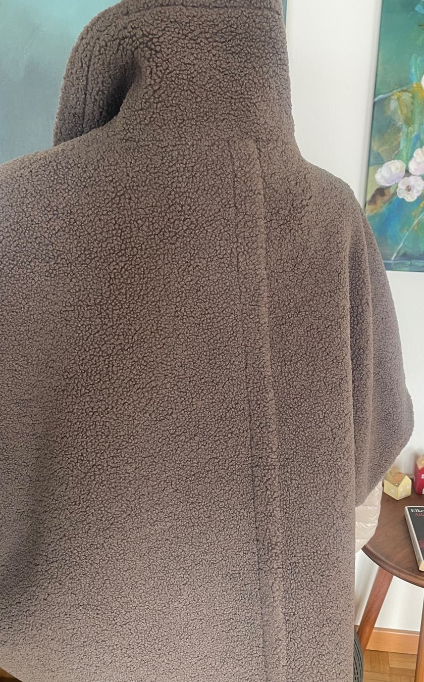 Jacken: Steppjacke und Teddyfell Gilet – Neu (gemäss Beschreibung) aus Meilen von Sura18 4