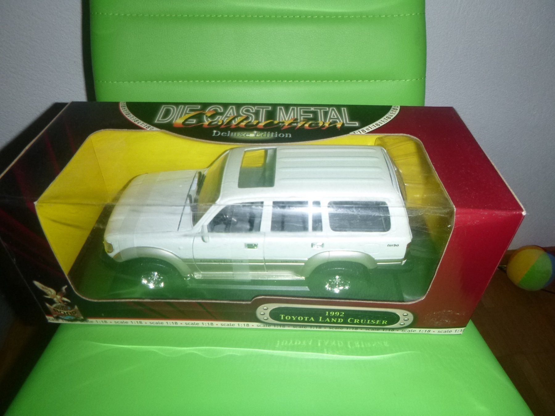 Toyota Modellini d'auto: TOYOTA Land Cruiser 1992 – Nuovo e nell'imballaggio originale da Chur venduto da oriori 4