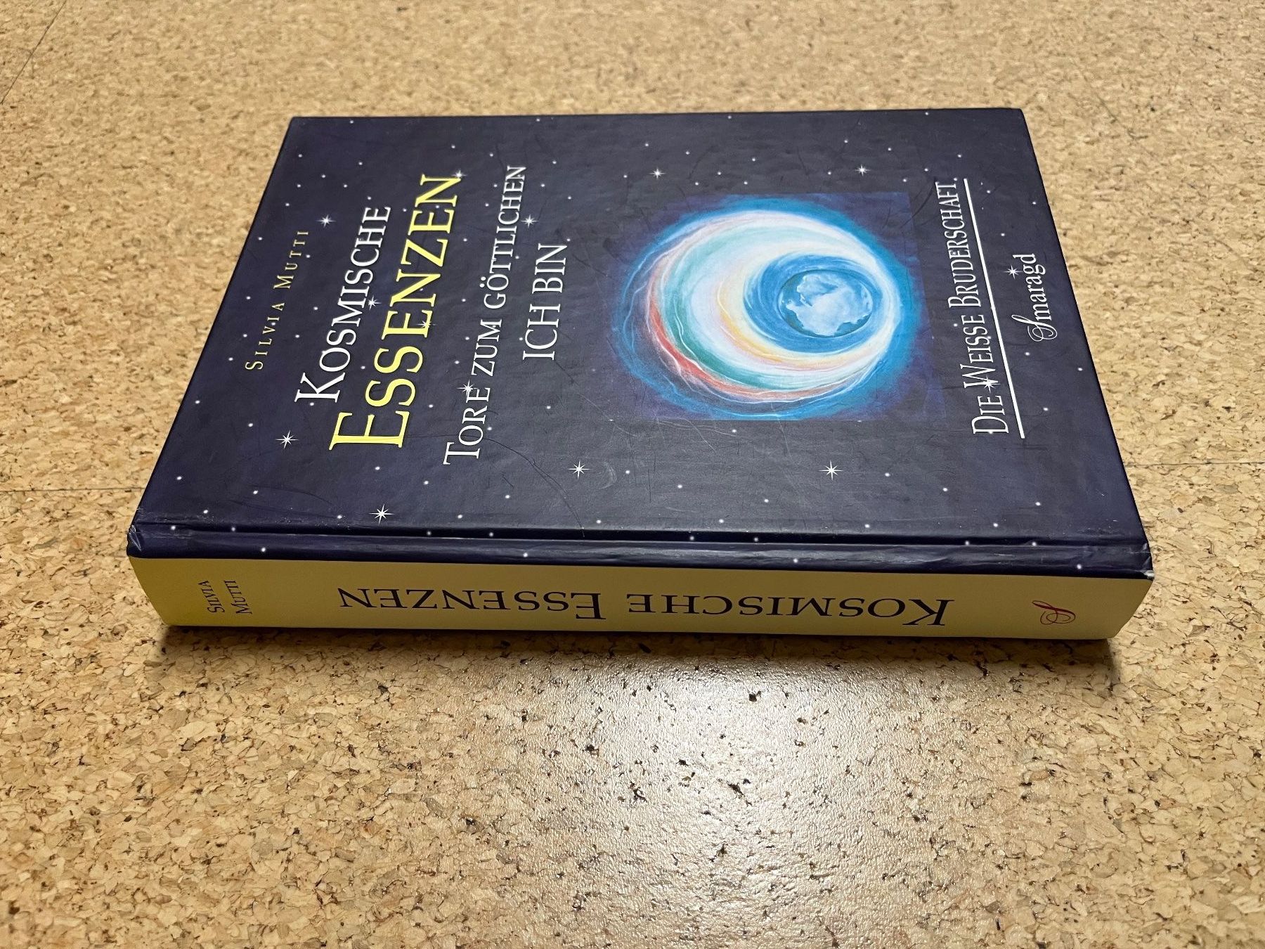 Libri: Buch gebunden "Kosmische Essenzen", Silvia Mutti – Usato da Grosswangen venduto da Vita500 2