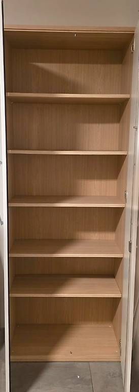 Armadi: Glasschrank abschliessbar – Usato da Widen venduto da sch_nph6 1