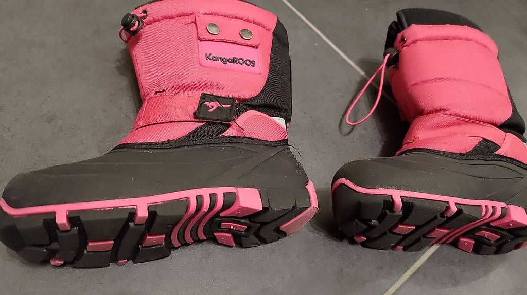 Scarpe per ragazzi: Bottes hivers Kangaroos Taille 35 – Usato da Chatonnaye venduto da scharf