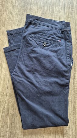 Tommy Hilfiger Hose Slim Fit Stretch dunkelblau Gr 28/30