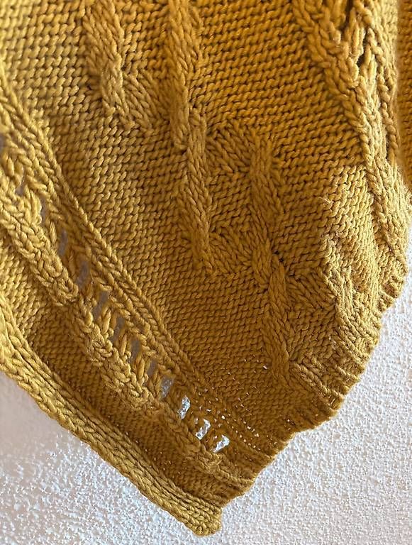 Maglioni & Felpe: Kuscheliger Senffarbener Poncho – Nuovo (secondo la descrizione) da Baden venduto da Chrisenft 2